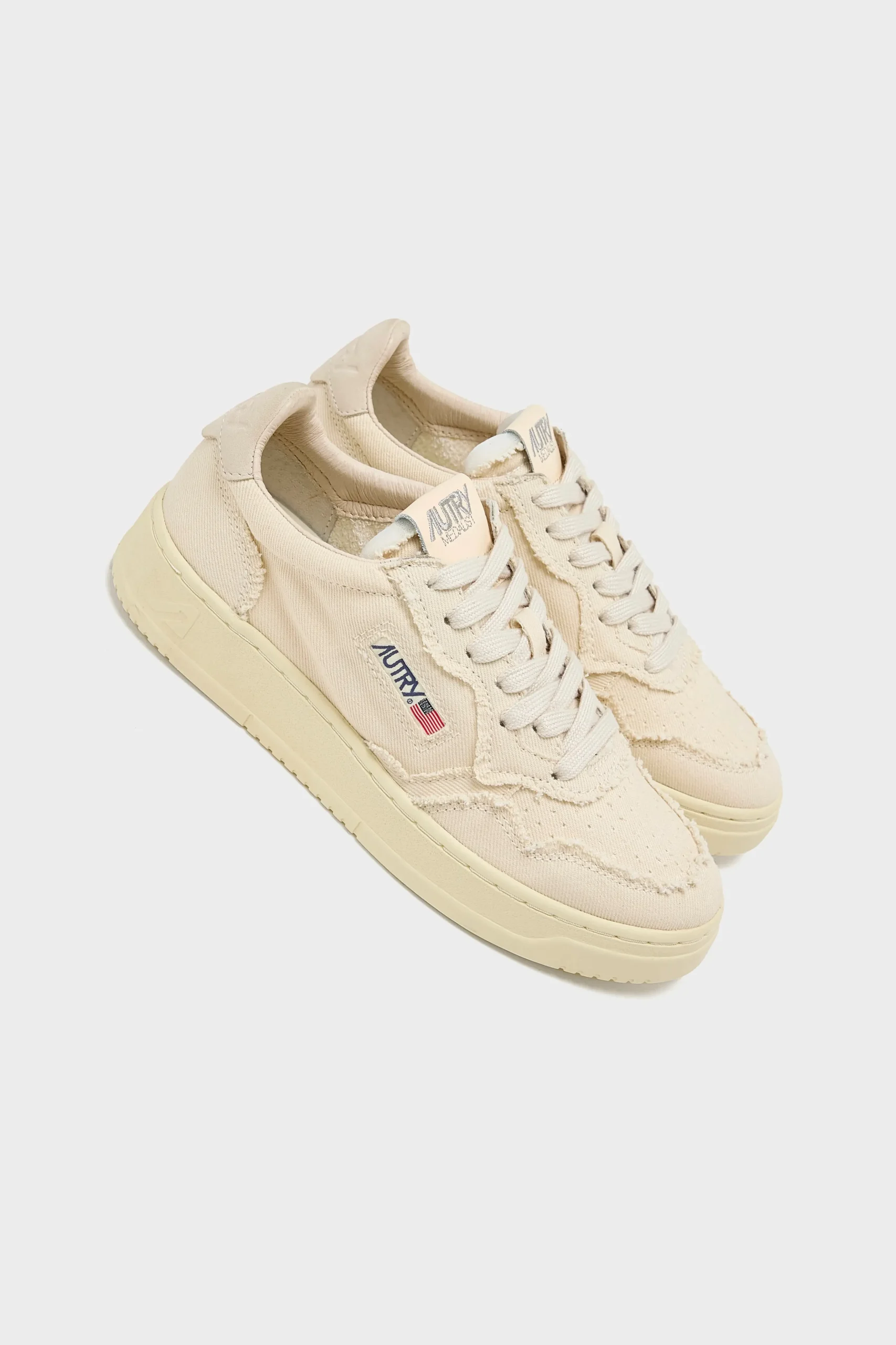 autry_medalist_low_for_wo_6.webp Autry Medalist Low for Women