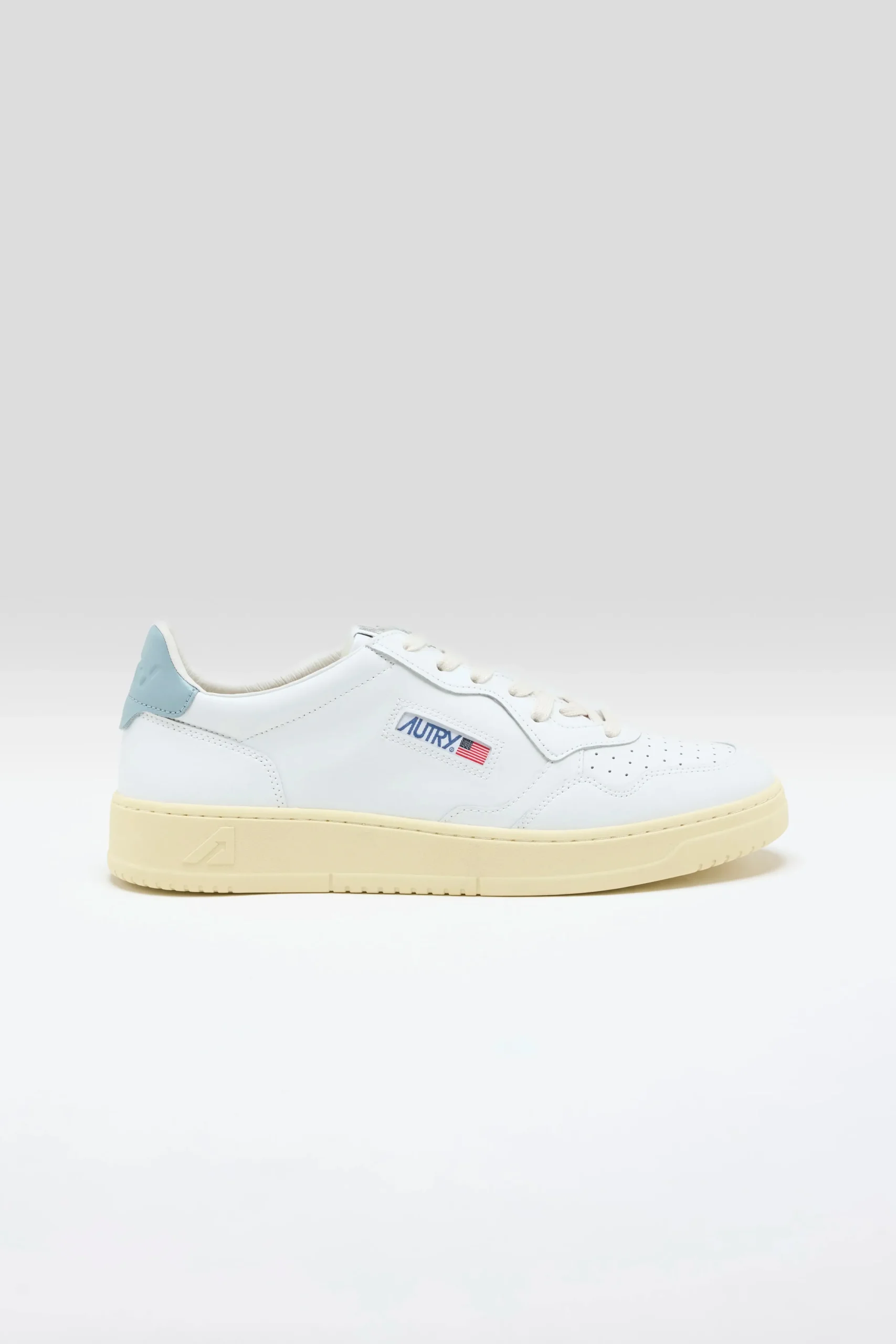 autry_medalist_low_voor_m_1-6.webp Autry Medalist Low voor Mannen