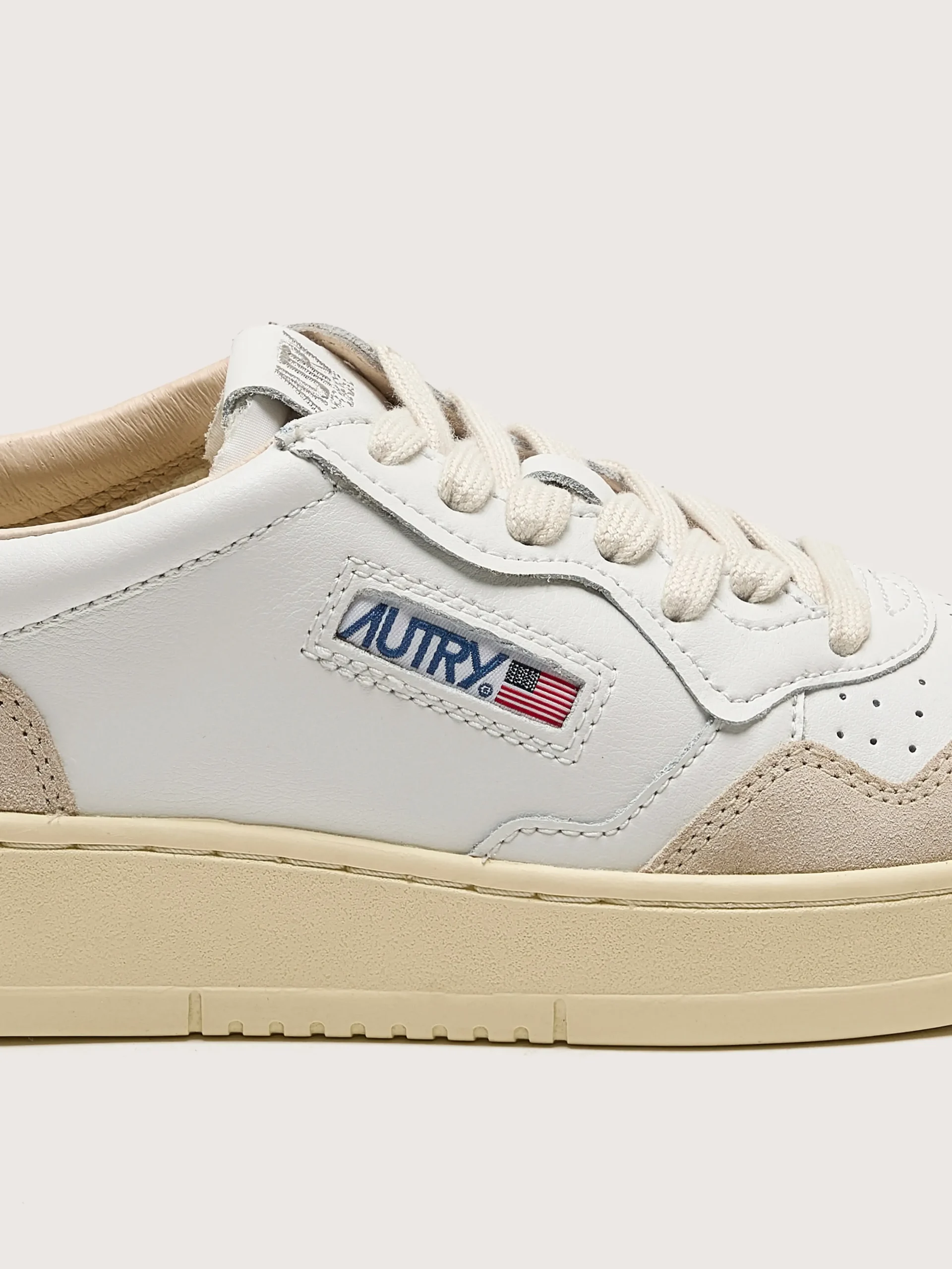 autry_medalist_low_voor_v_4-15.webp Autry Medalist Low voor Vrouwen