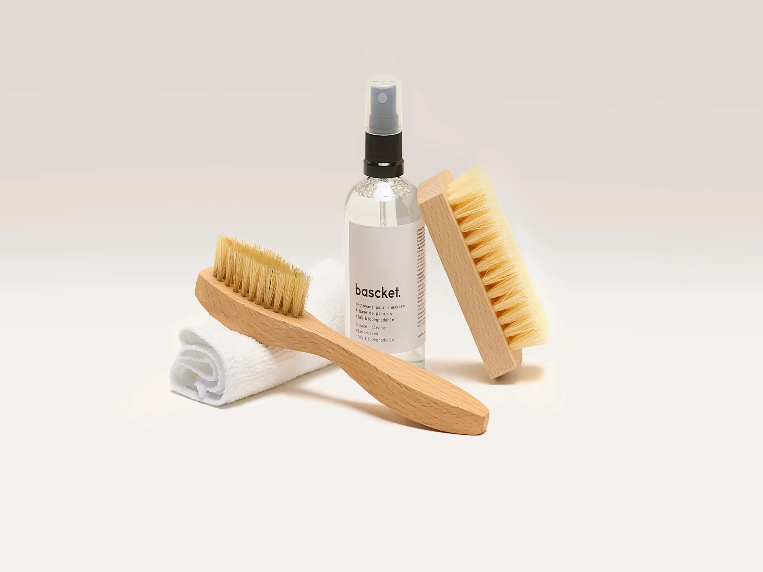 bascket_bslessentialkit_0.webp Bascket prof sneaker care BASCKET BSLESSENTIALKIT