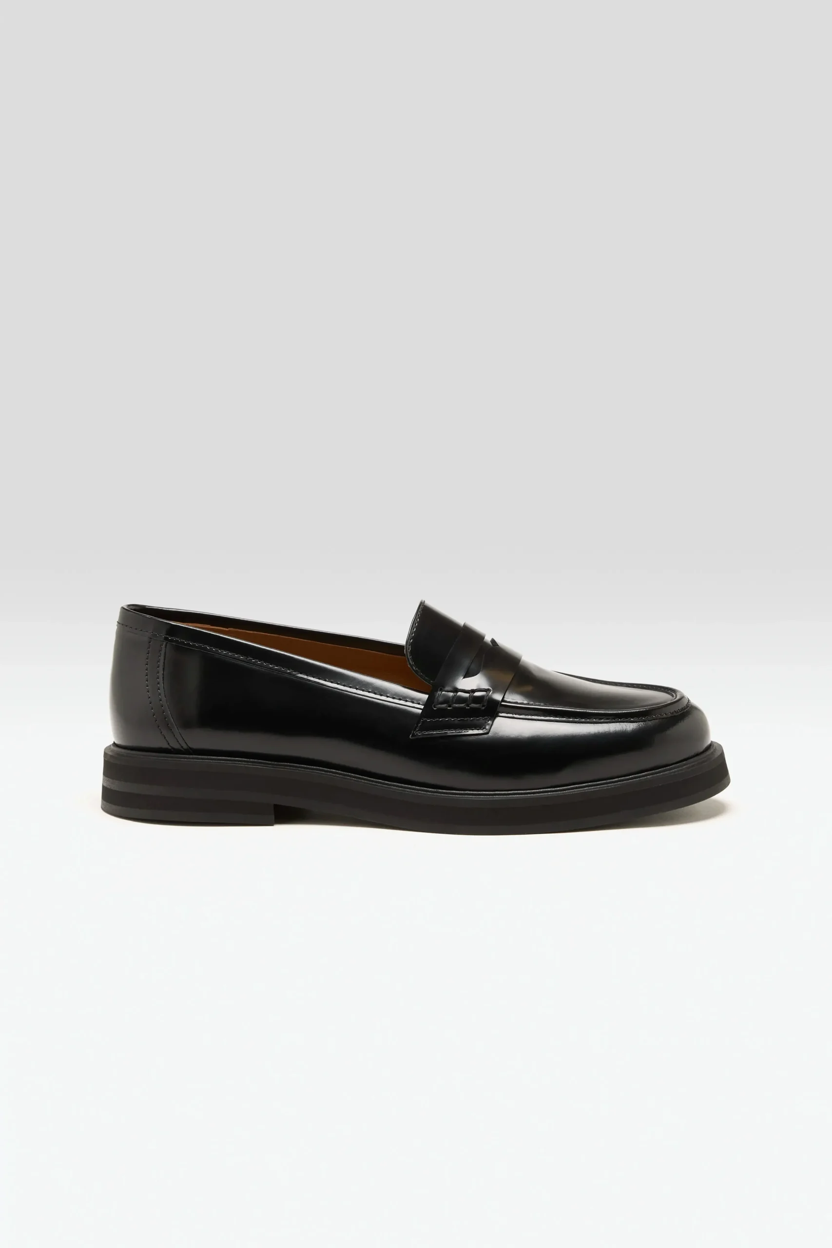 flattered_sadie_loafers_1.webp Flattered Sadie Loafers