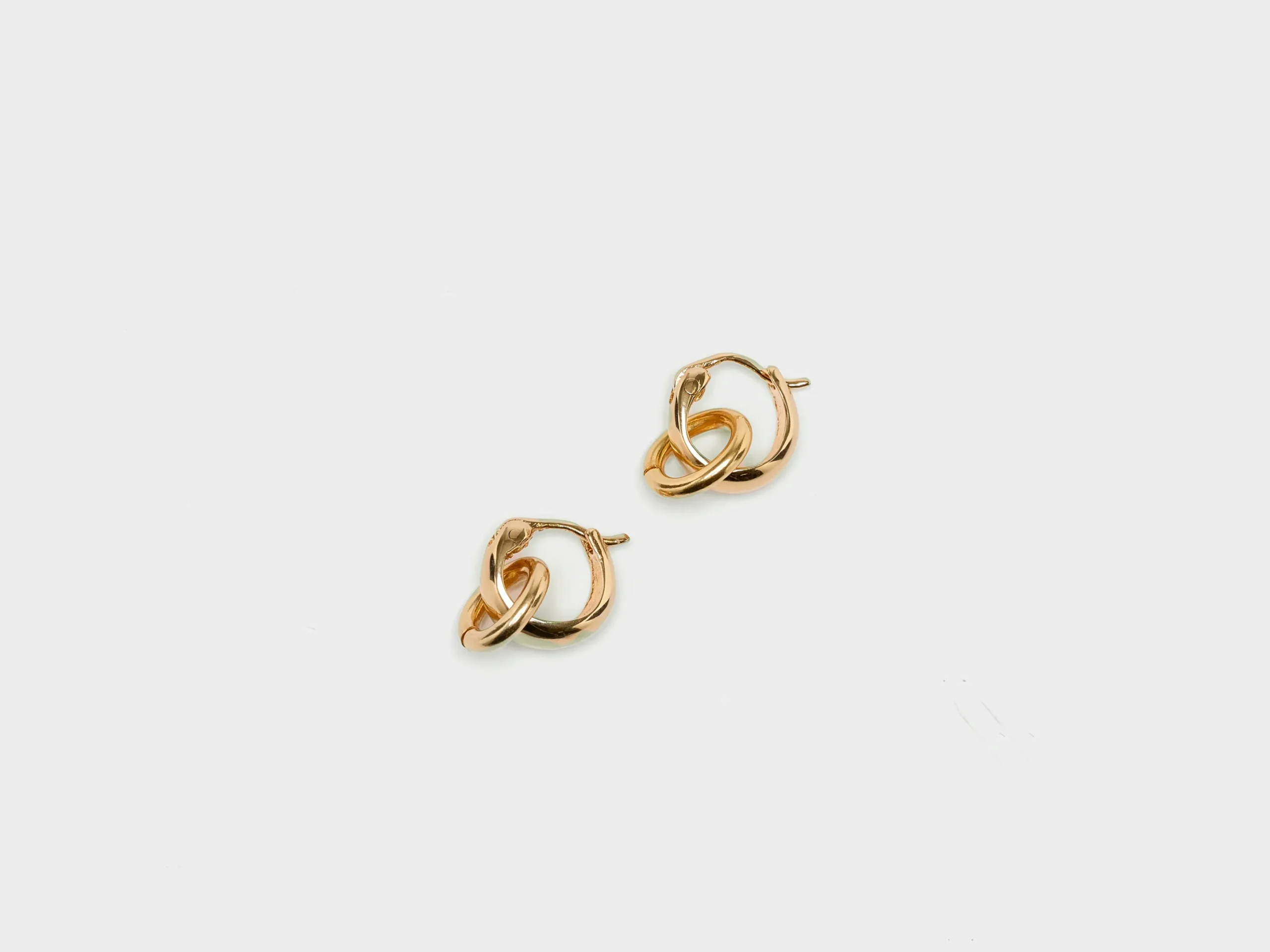 helena_rohner_double_hoop_0.webp Helena rohner Double Hoop Gold Earrings