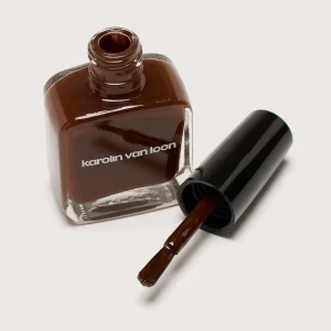 Karolin van loon 24 Magma Noir Nagellak