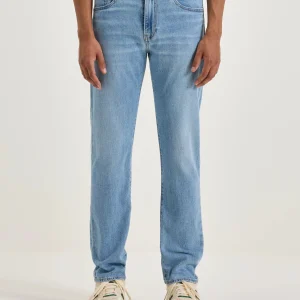 Levi's® 502™ Taper Jeans