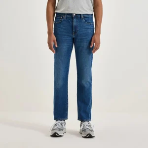 Levi's® 502™ Tapered Jeans