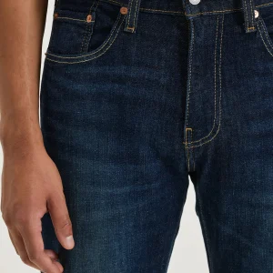 Levi's® 502™ Tapered Jeans