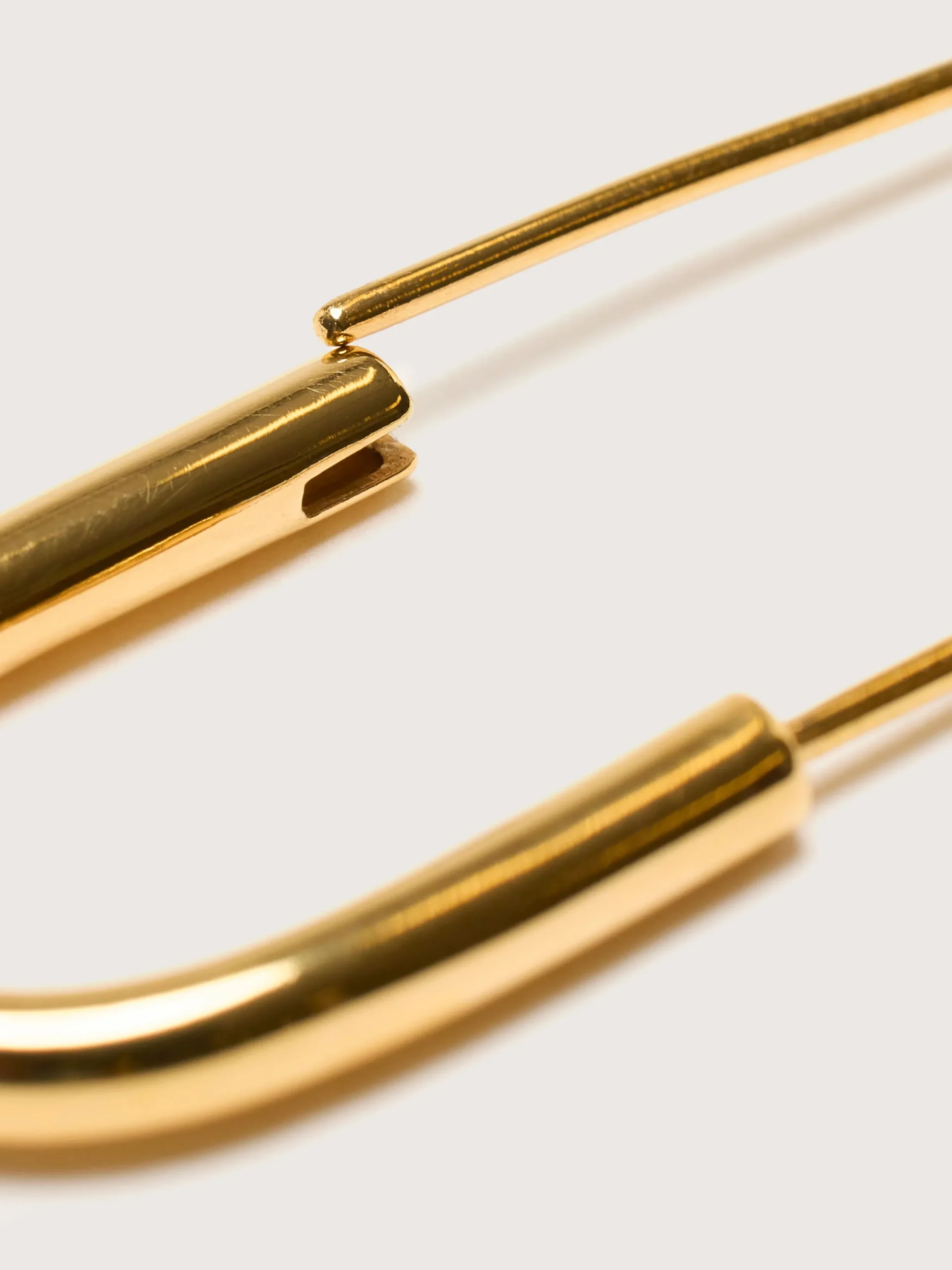 maria_black_chance_oorbel_4.webp Maria black Chance Oorbel