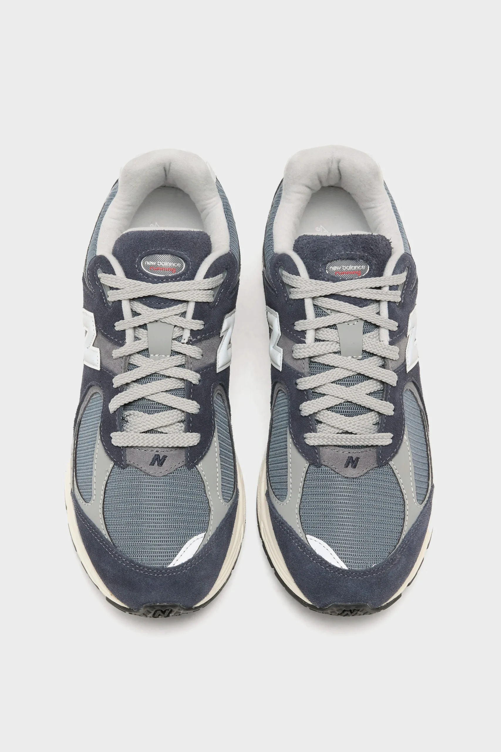 new_balance_nber_voor_man_3.webp New balance Nbe2002R voor Mannen