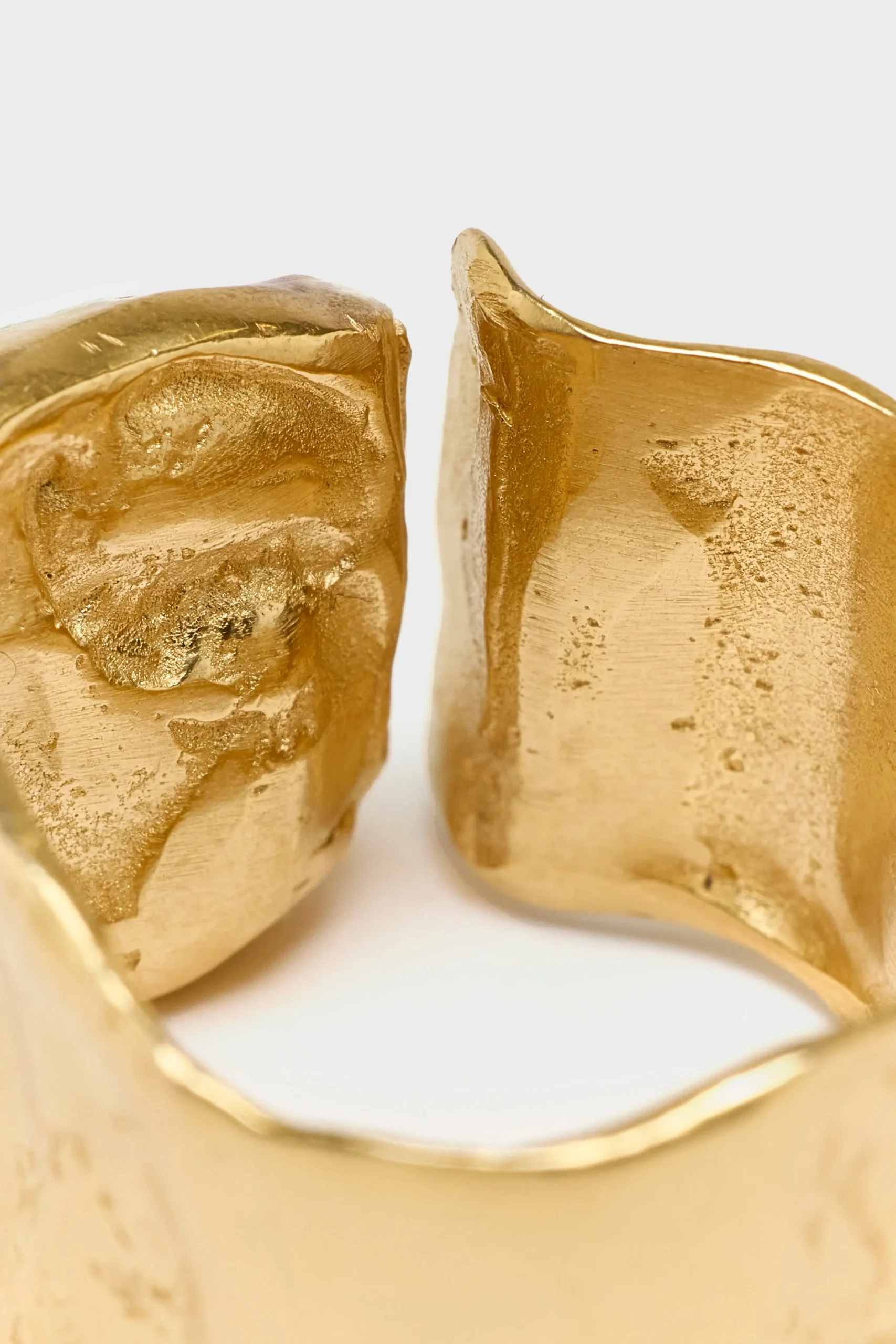 simuero_uva_ring_3.webp Simuero Uva Ring